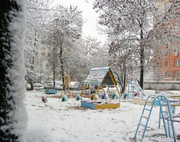 Зима во дворе