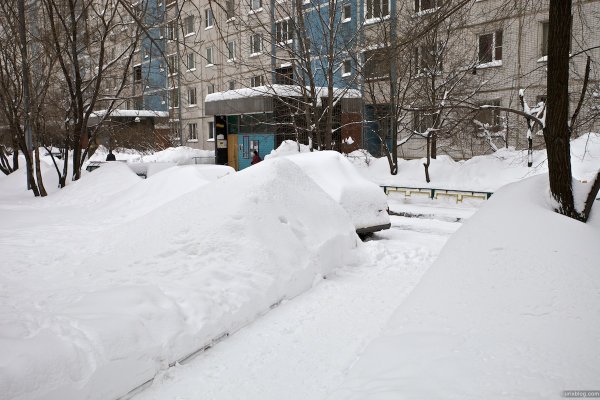 Снежные московские дворы