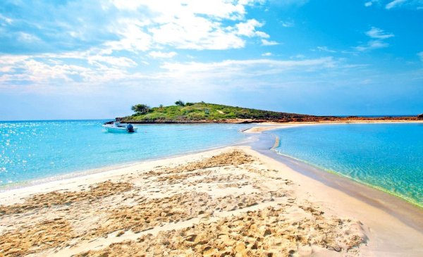 Нисси Бич Айя-Напа