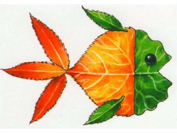 Рыбка из осенних листьев