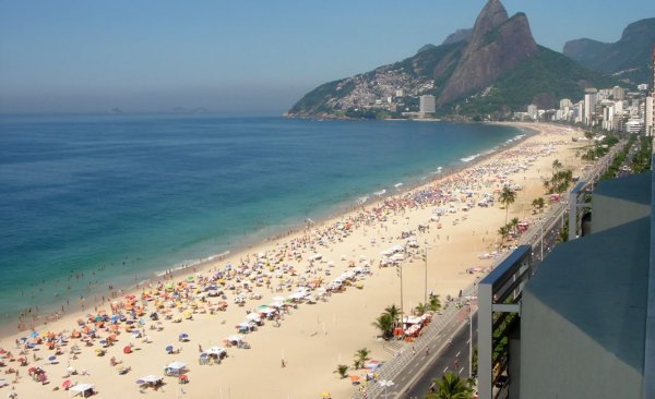 Пляж Ипанема в Рио-де-Жанейро
