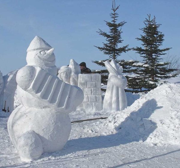 Скульптуры из снега