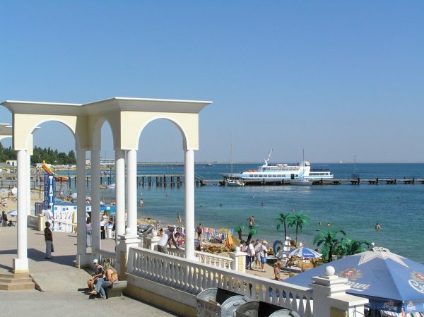 Набережная Горького Евпатория