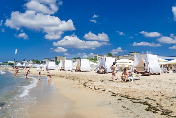 Пляж Лазурный берег Евпатория