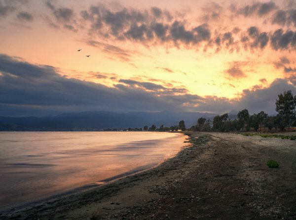 Пустынный Вечерний пляж