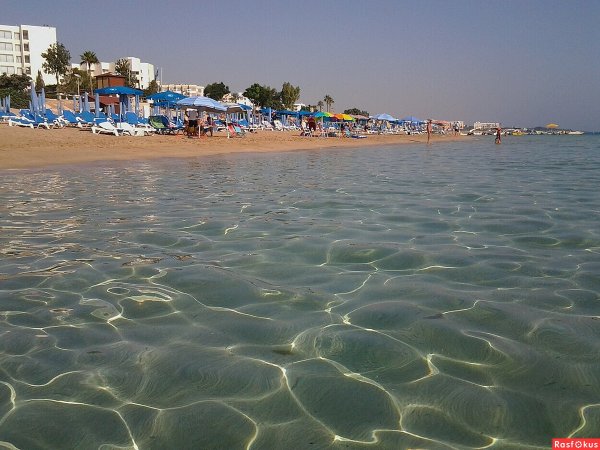 Центральный пляж Протараса