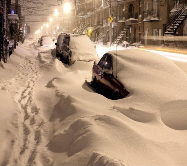 Дорожный снег