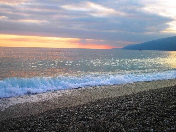 Абхазия Гудаута море
