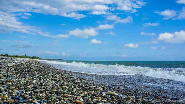 Гудаута море