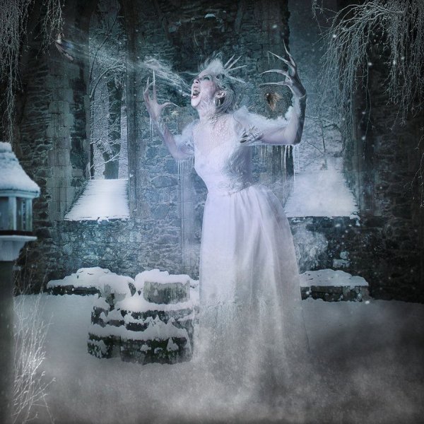 Зимняя ведьма