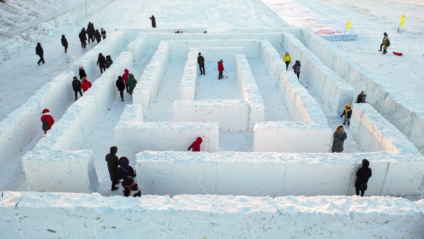 Декорация снежный Лабиринт