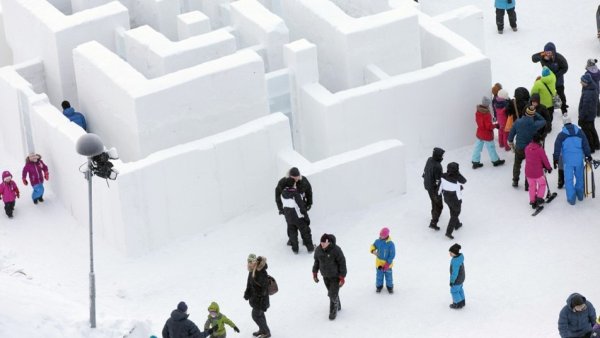 Лабиринт из снега