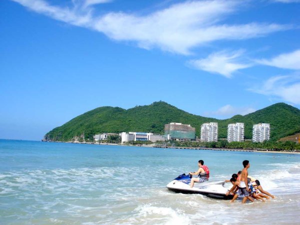 Остров Хайнань море