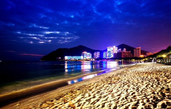 Хайнань пляж Дадунхай