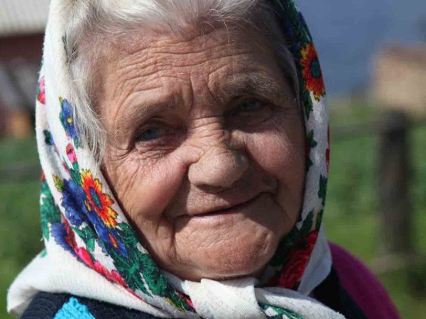 Добрая бабушка