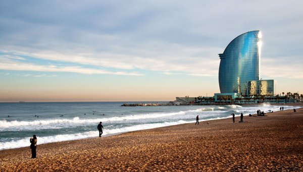 Барселона море