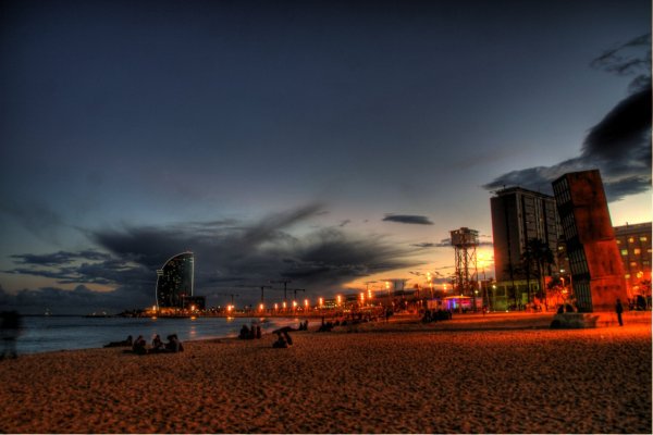 Барселона пляж архитектура