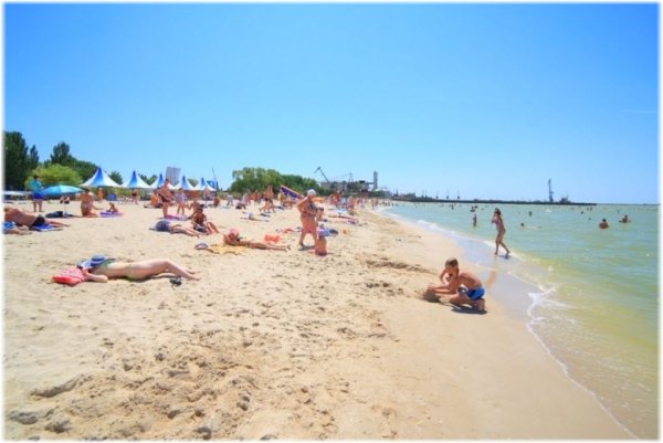 Ейск городской пляж