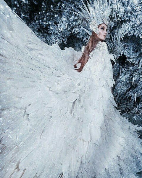 Платье в стиле снега