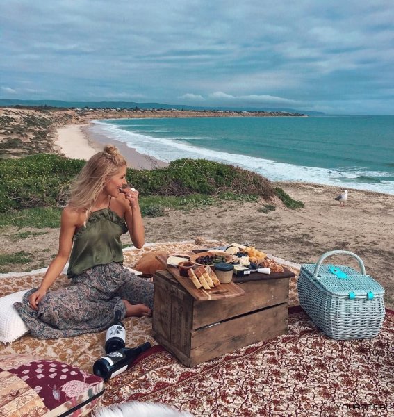 Пикник на море