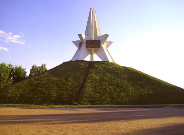 Брянская область Курган бессмертия