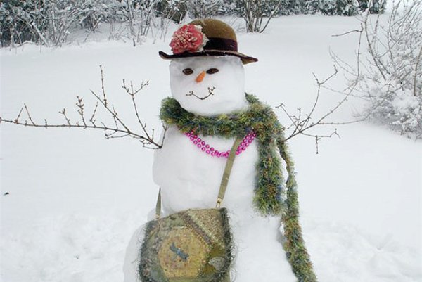 Снежная баба смешная