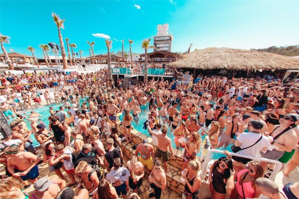 Вечеринка на пляже