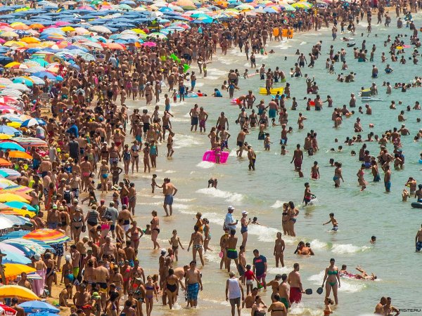Самый многолюдный пляж
