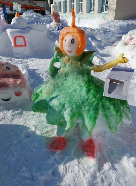 Эколята из снега в детском саду