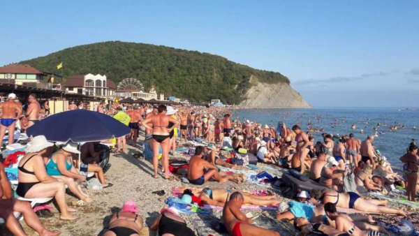 Море Архипо Осиповка 2020