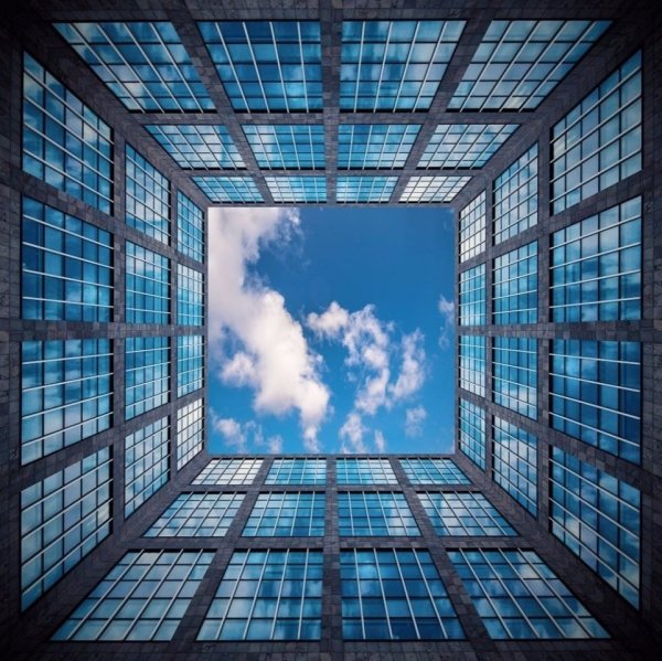 Центральная композиция