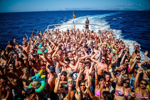 Тусовки на Ибице