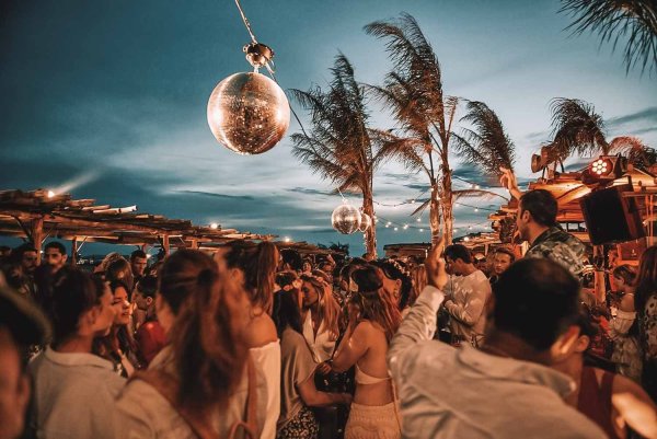 Миконос Греция ночная жизнь