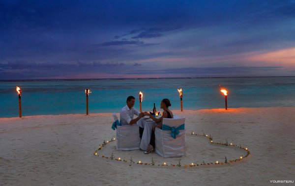 Свидание на берегу моря