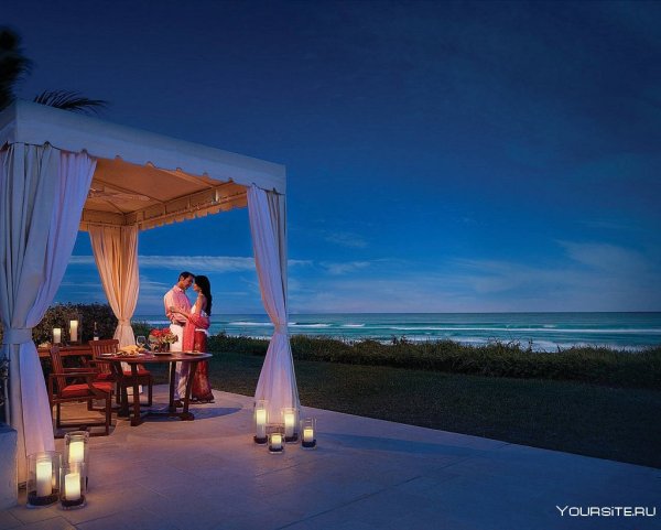 (Honeymoon Beach) Симиланы