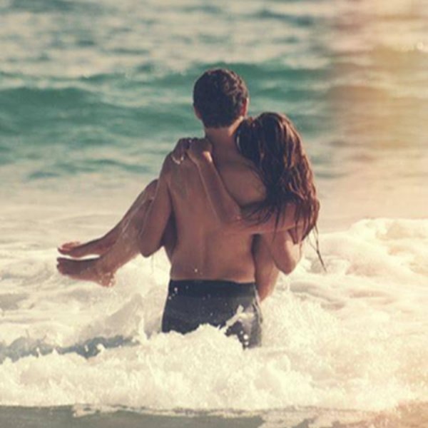 Поцелуи на пляже