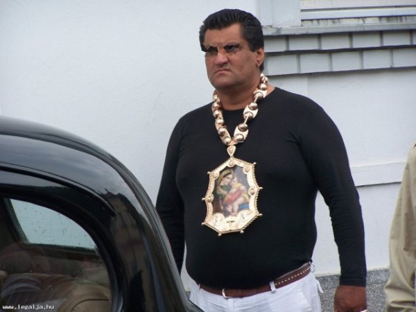 Бинке «Беня» Анисимов