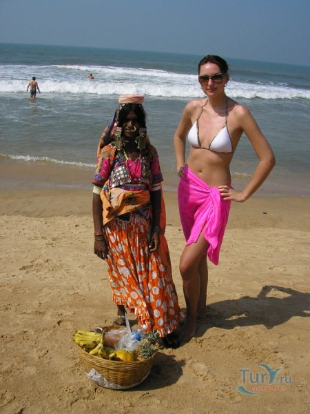Цыганки на пляже