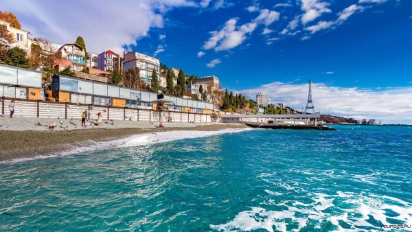 Массандровский пляж в Ялте