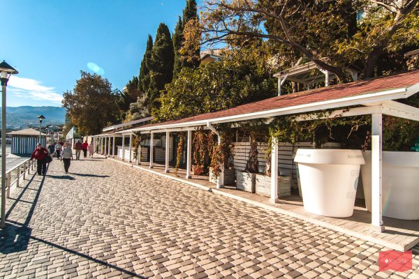 Массандровский пляж в Ялте