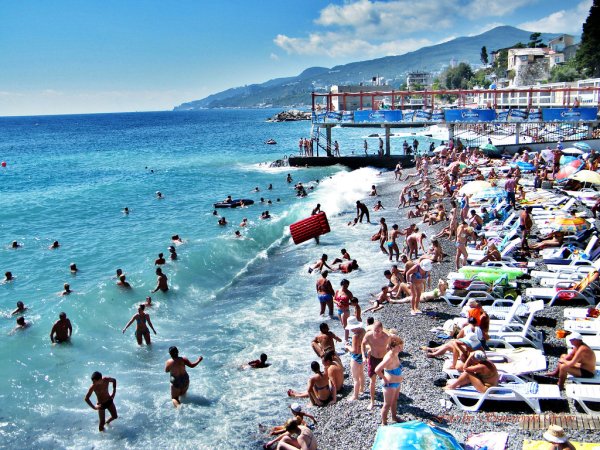 Крым Ялта пляж Массандра