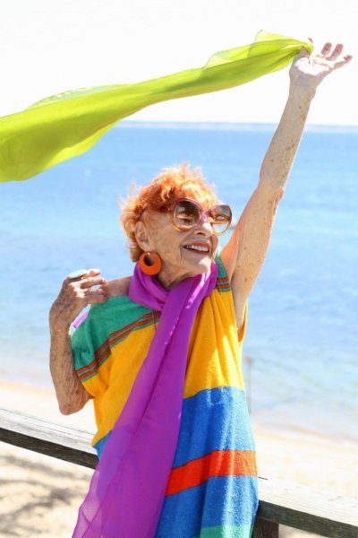 Бабули на море