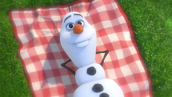 Олаф Снеговик лето