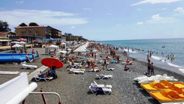 Пляж огонек 3 Адлер