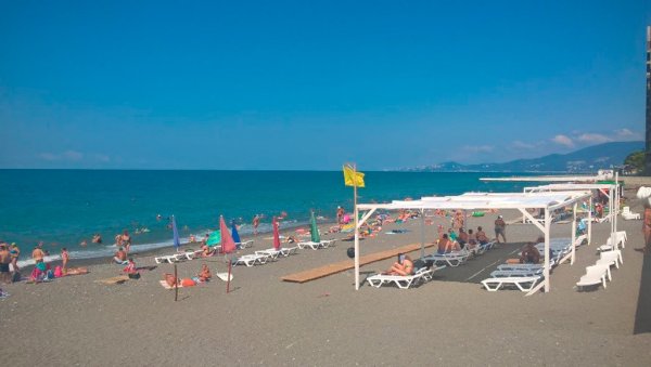 Пляж огонек Адлер