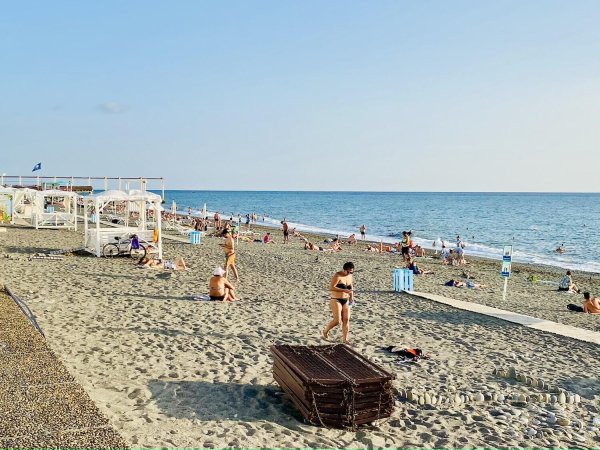 Пляж огонек Адлер