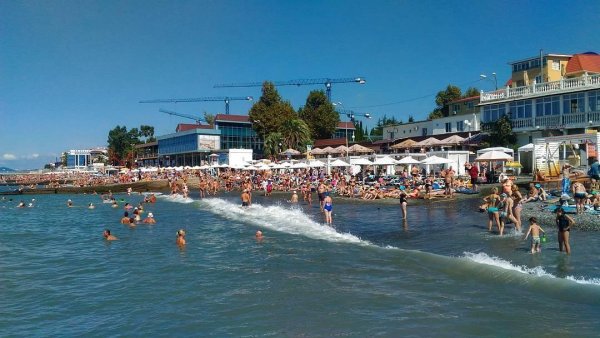 Пляж огонек Адлер