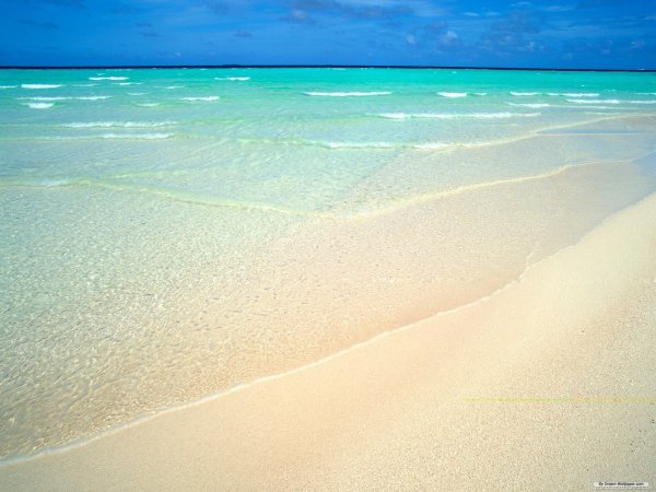 Океан и белый песок