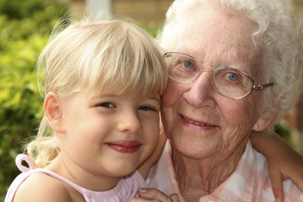 Бабушка и внучка