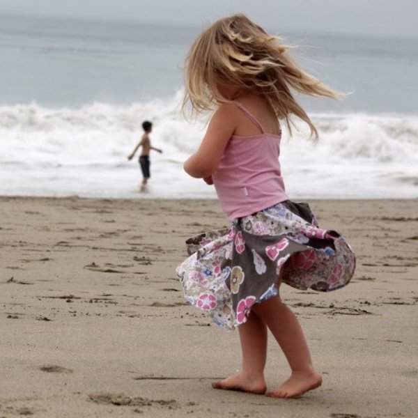 Дети на море